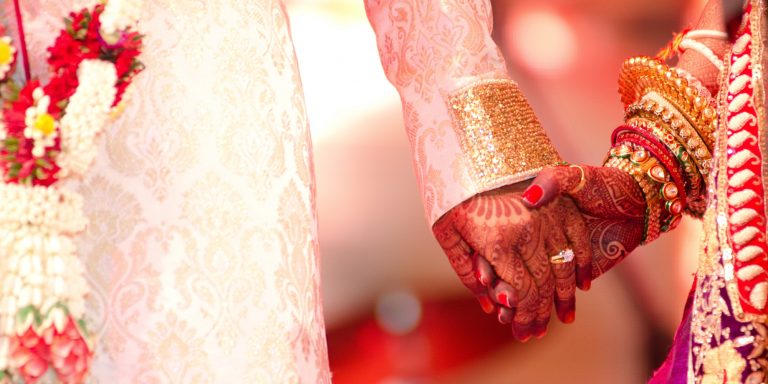 Pernikahan yang diatur modern bertahan lebih baik