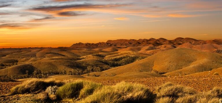 Apakah Email Twitter Harus Sama dengan Email FB? Apakah Email Twitter Harus Sama dengan Email FB?